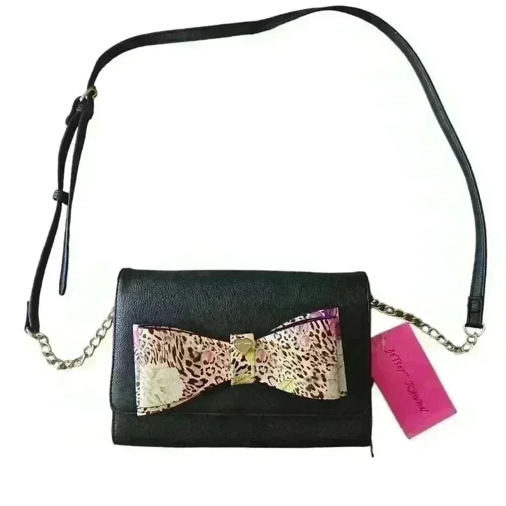 Betsey Johnson Womens Black Johnson Xodani Wallet-On-A-String In Leopard Floral